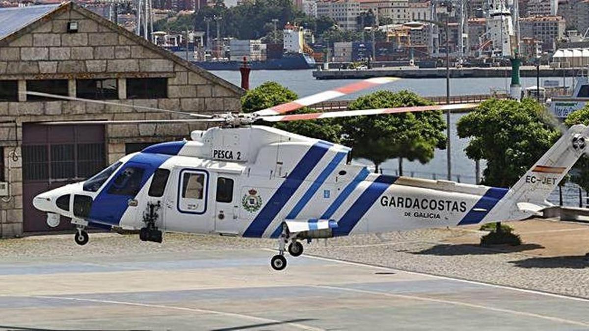 El helicóptero Pesca 2 del servicio de Guardacostas.