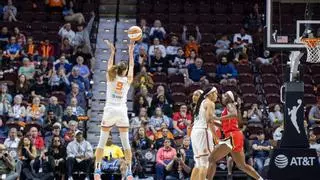 'Bec' Allen brilla en la WNBA, competición que le hará perderse toda la pretemporada 'taronja'