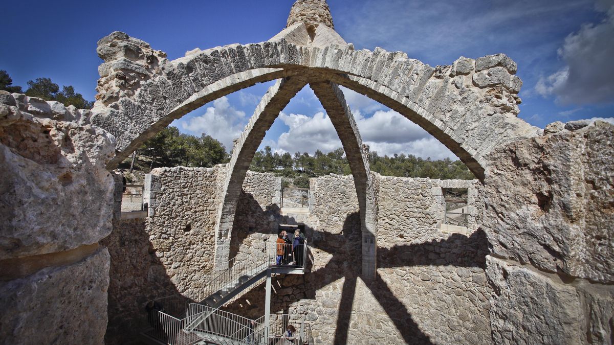 De ruta por la Sierra de Mariola, el paraje más mágico de la provincia de Alicante