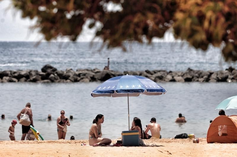 Playas en Santa Cruz de Tenerife en el día de la Virgen del Carmen