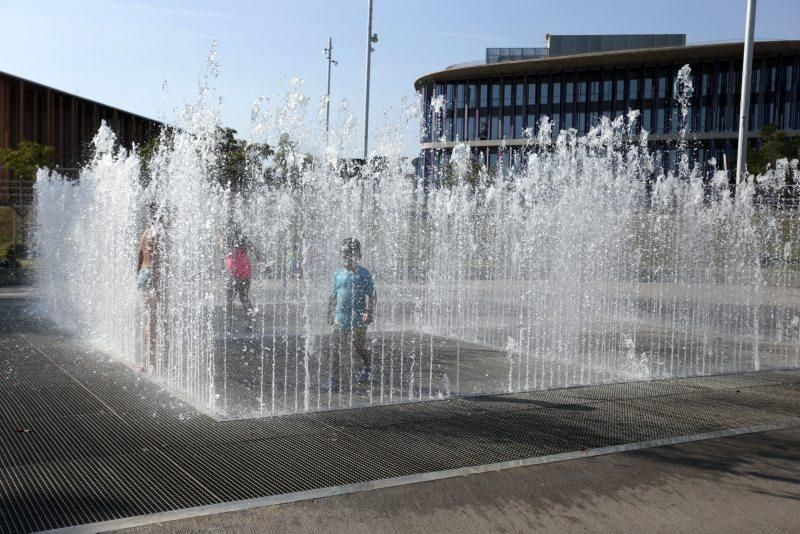 Las mejores imágenes de la ola de calor en Zaragoza