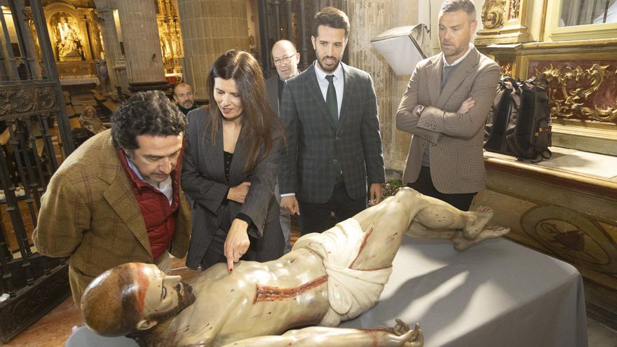 La imagen del Santo Entierro de Caravaca recupera su esplendor original tras ser sometida a un proceso de restauración