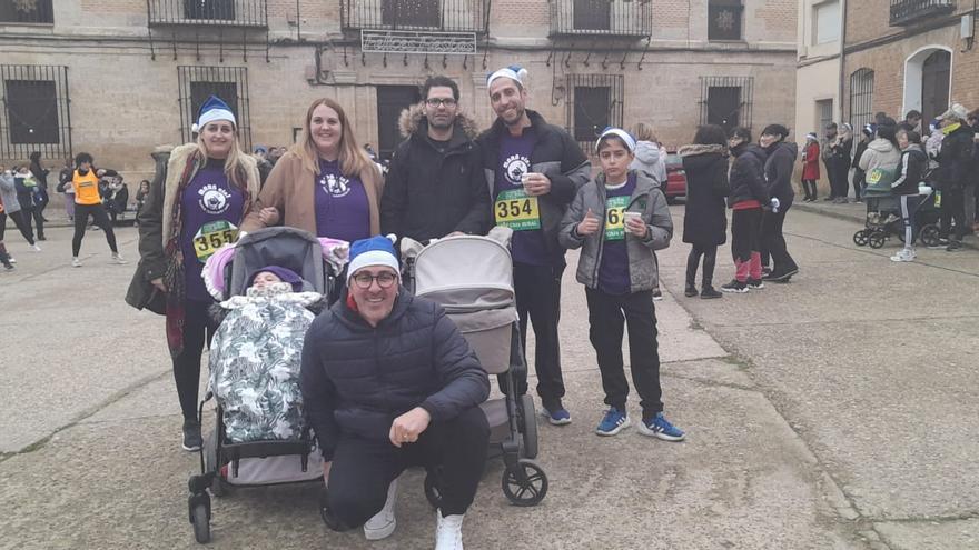La asociación &quot;Lagarada&quot; recauda 582 euros que entregará a Mara