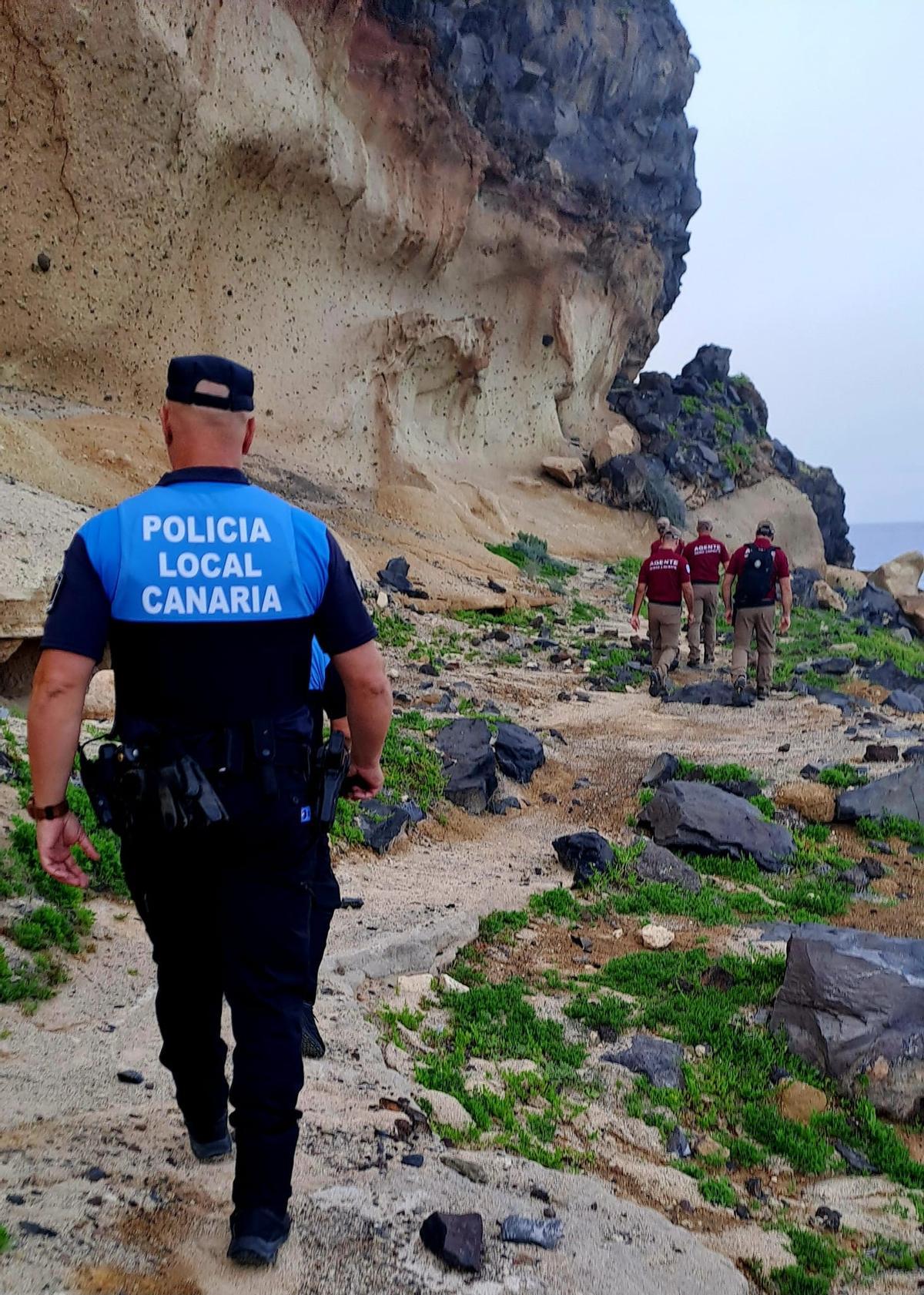 Desalojo en la Caleta de Adeje Desalojo en la Caleta de Adeje