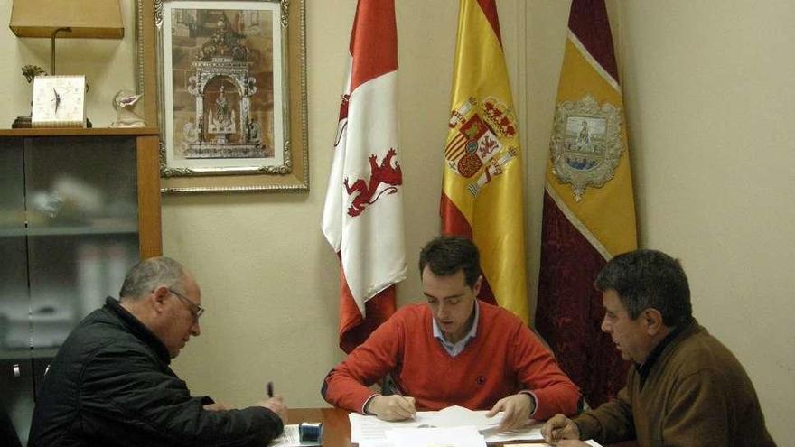 Familias Numerosas recibe una ayuda de 2.800 euros