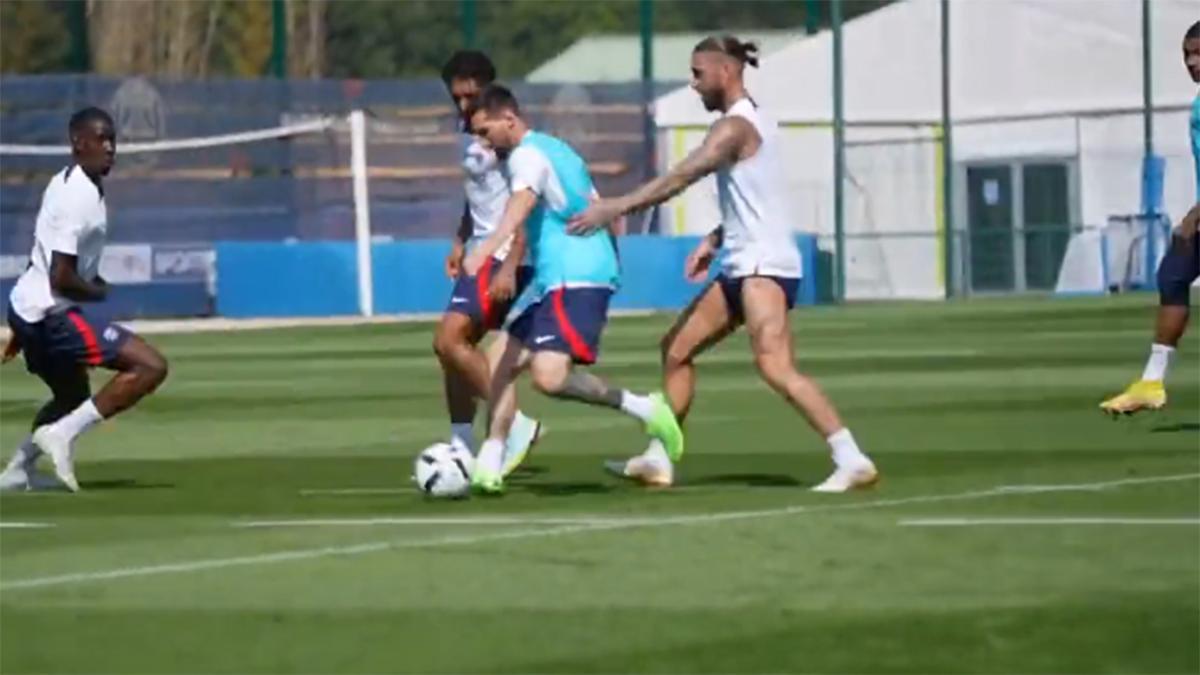 Messi, en un entrenamiento con el PSG
