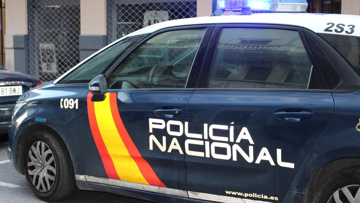 Coche patrulla de la Policía Nacional.