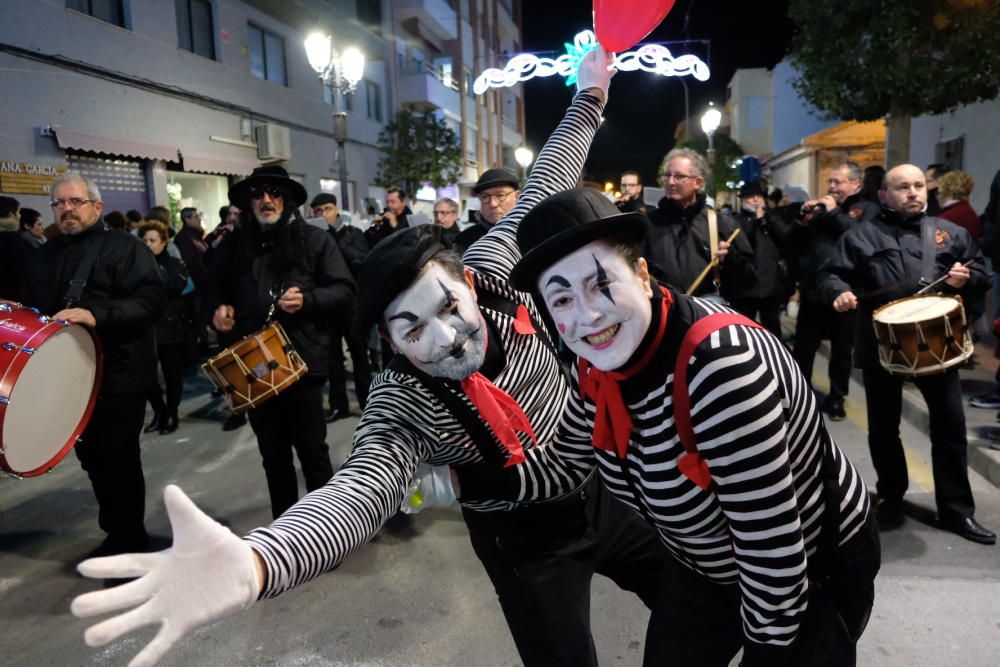 Un Carnaval en plena Cuaresma en Sax.