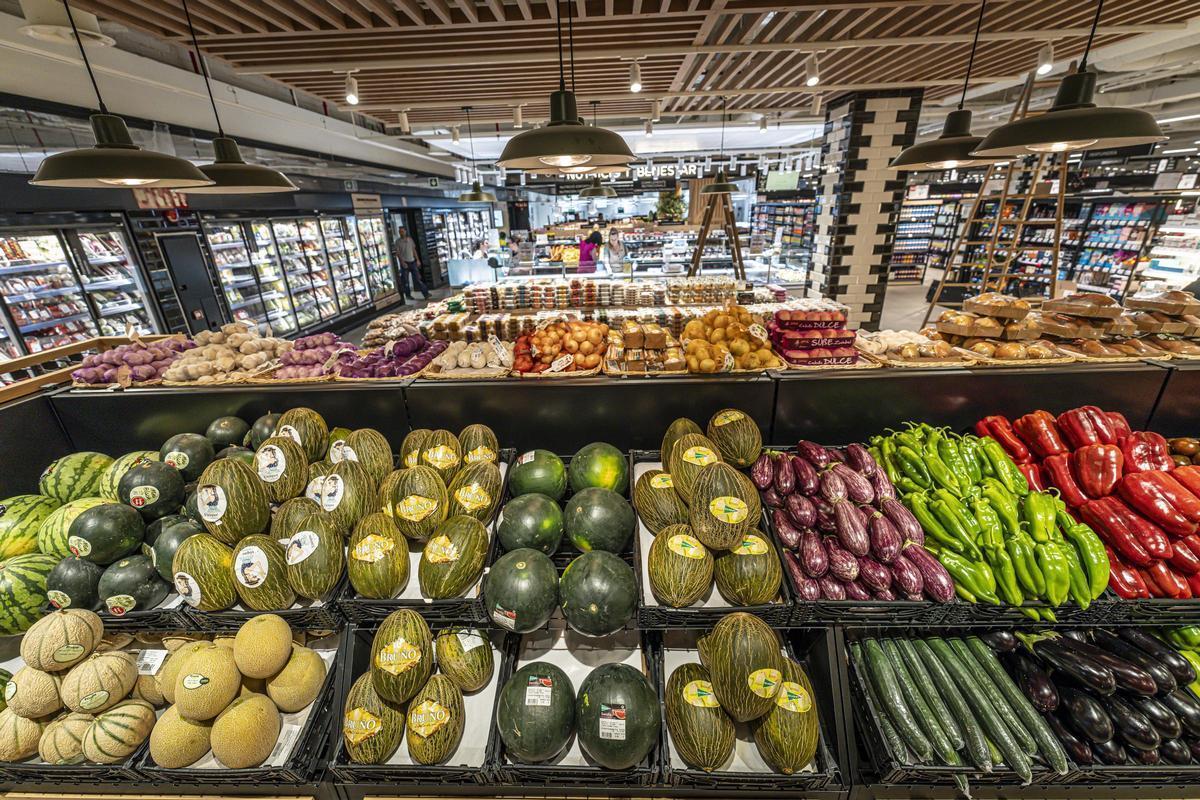 Nueve de cada diez consumidores prioriza las ofertas y un 60% se decanta por la marca propia para ahorrar en la cesta de la compra