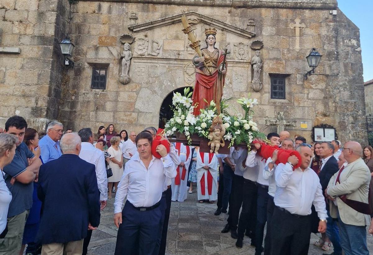 Procesión de Santa Mariña.