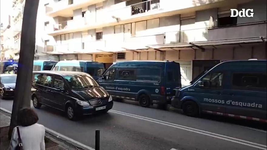 Vídeo: Desallotgen per emergència el bloc ocupat de la ronda Ferran Puig de Girona
