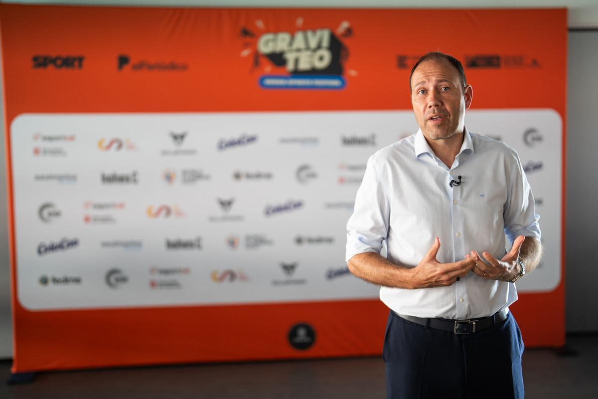 Montmeló (Barcelona). Bernardo Álvarez, conseller d'Esports de la Generalitat de Catalunya visita Graviteo, el festival de deportes urbanos organizado por El Periódico y SPORT, celebrado en el Circuit de Barcelona-Catalunya. 17 de julio de 2026. Deportes. AUTOR: ZOWY VOETEN