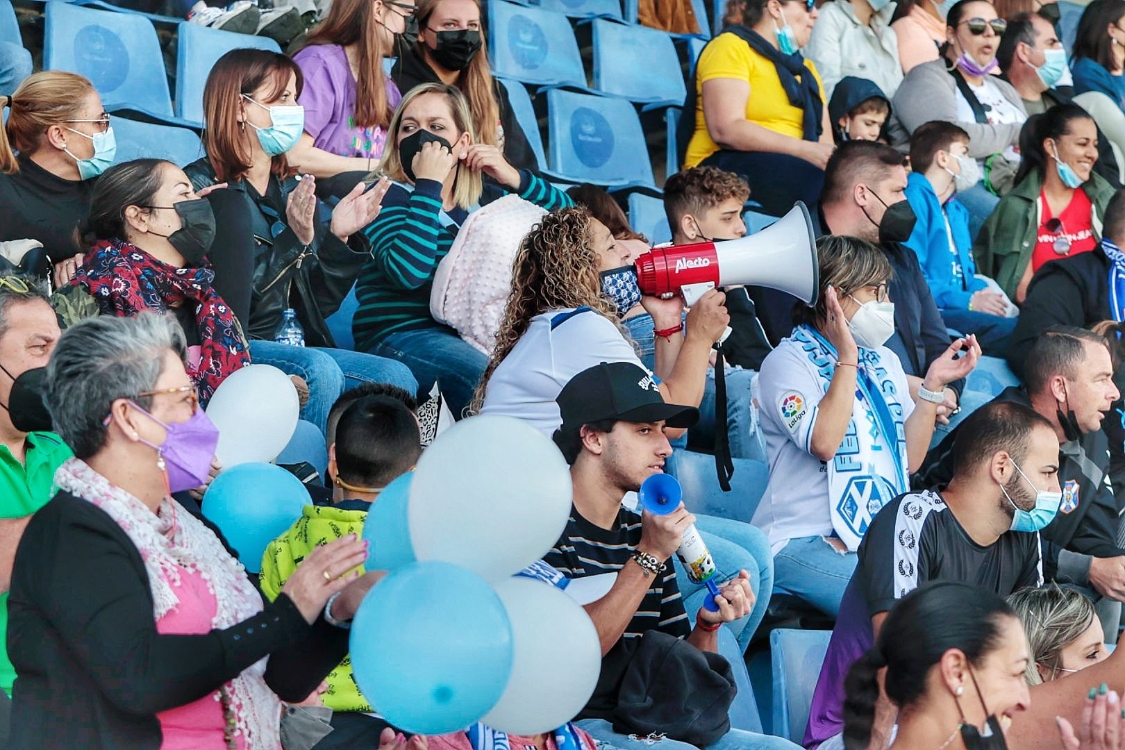 Partido futbol UDG Tenerife-Sevilla de Primera Iberdrola liga femenina