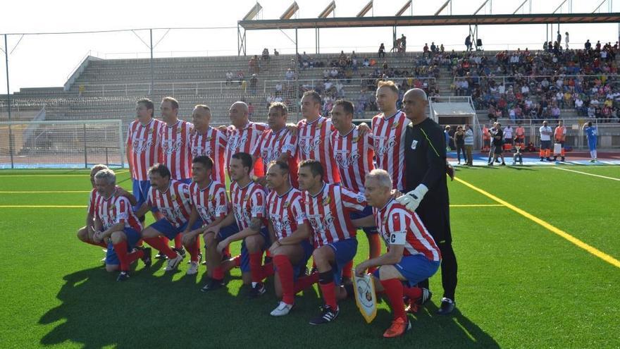 El Barxell dio la bienvenida a los veteranos del Atlético de Madrid.
