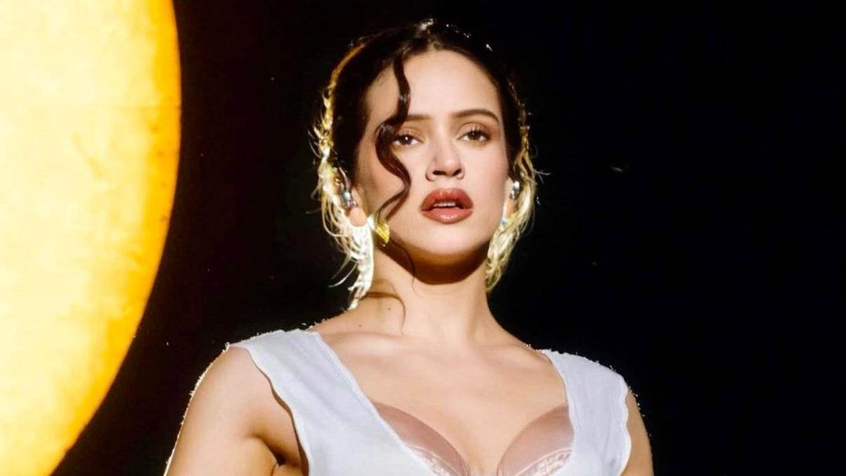 Rosalía, en uno de sus conciertos de la gira 'Lux Tour' en Madrid