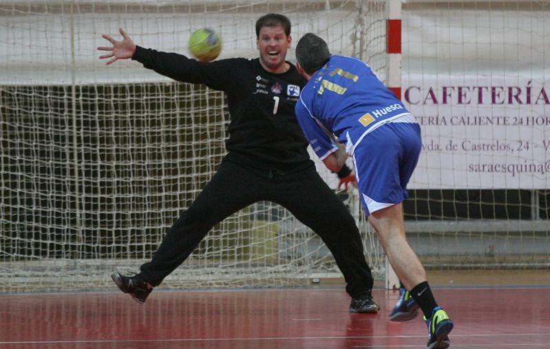 Javi Díaz en un partido con el Academia Octavio en 2011. | // DE ARCOS