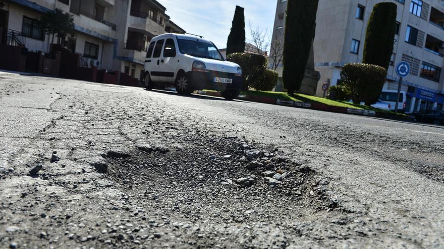 Cuenta atrás para tapar 170 baches en Plasencia