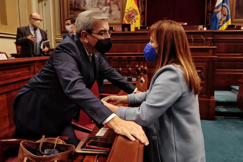 Pleno del Parlamento de Canarias (14/12/21)