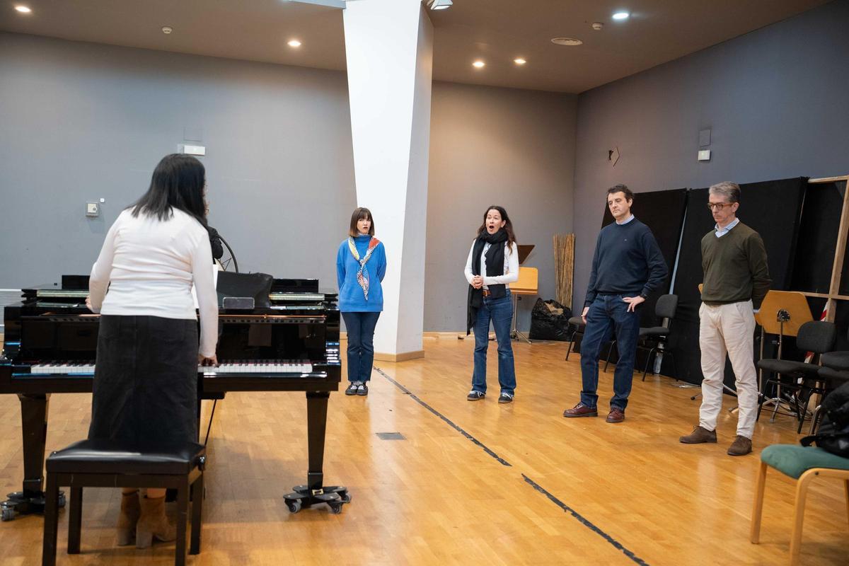 La prueba se lleva a cabo en el Teatro de la Maestranza