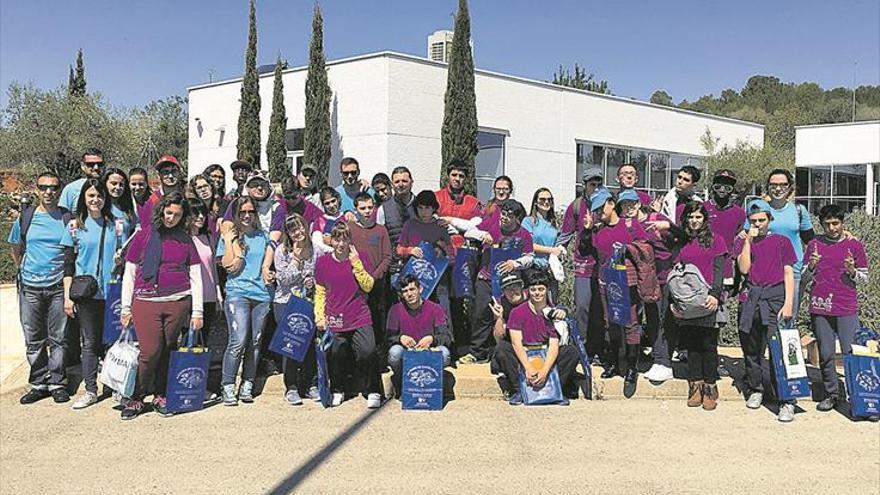 Escolars de Vinaròs aprenen el procés de gestió de residus