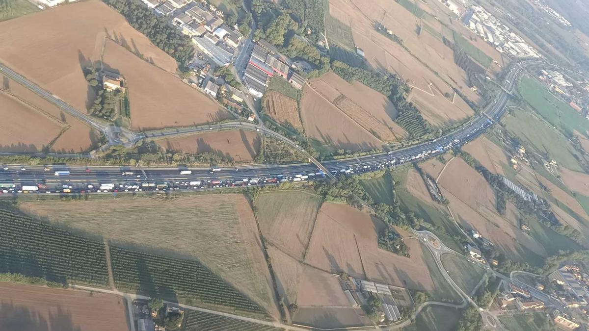 Retencions a l&#039;AP-7 per un accident de trànsit a Vilablareix