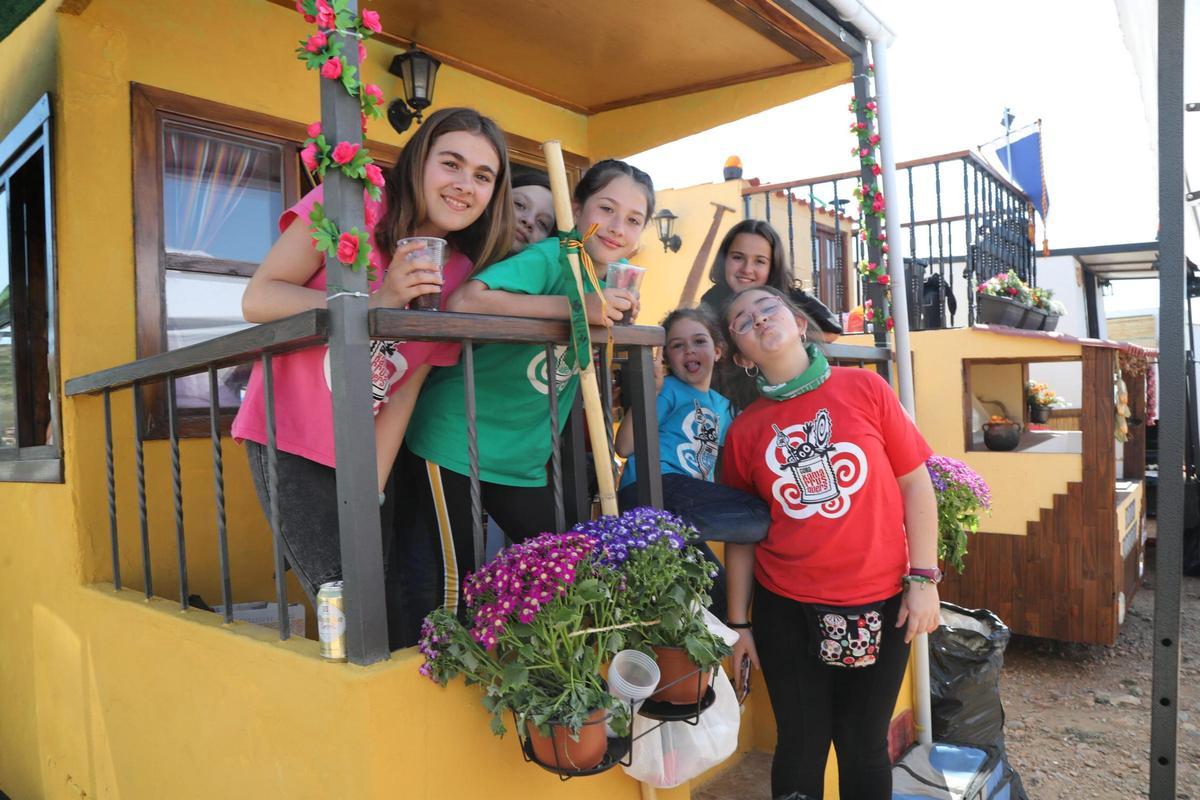 Carro engalanado participante en una reciente Romeria a la Ermita de la Magdalena.