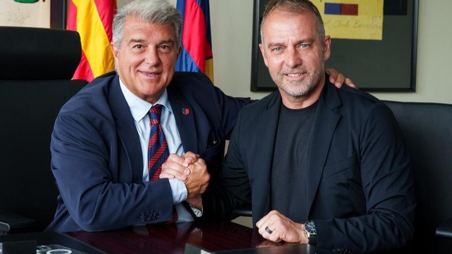 &quot;Estoy contento, el viaje continúa y siento que no estamos al final del camino&quot;, dice Flick tras renovar hasta 2027