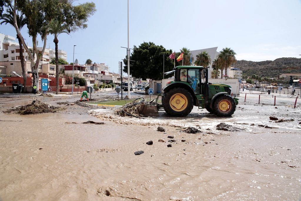 Estas son las imágenes que deja la DANA a su paso por Águilas