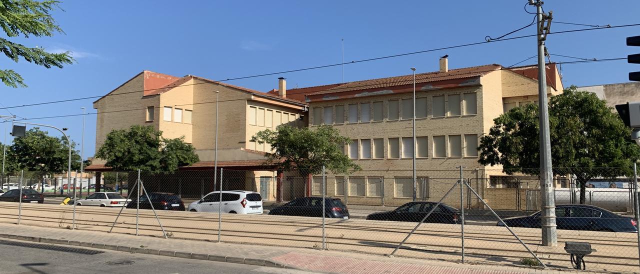 El colegio Mare Nostrum de La Vila, sobre el que se va a trabajar con cargo al Plan Edificant.