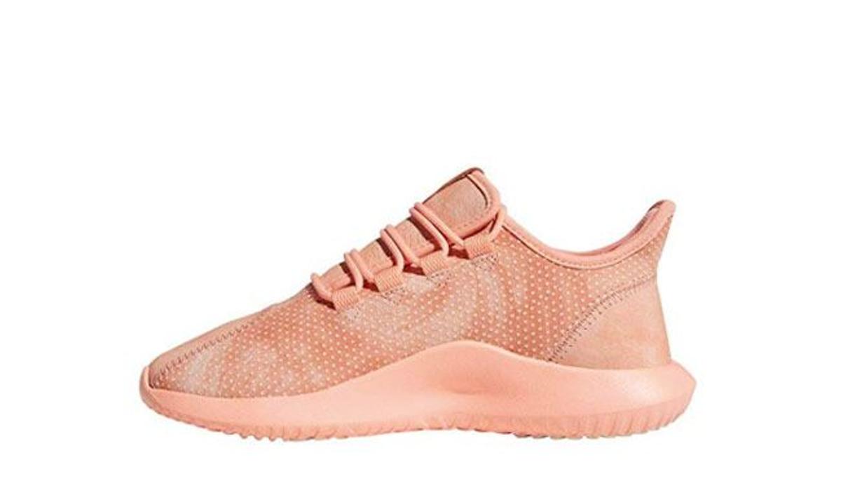 Living coral: zapatillas Adidas
