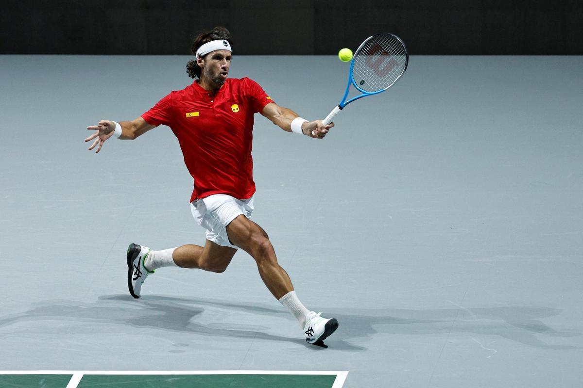 Feliciano López se impone a Roberto Quiroz (6-3 y 6-3). Feliciano López se impone a Roberto Quiroz (6-3 y 6-3).