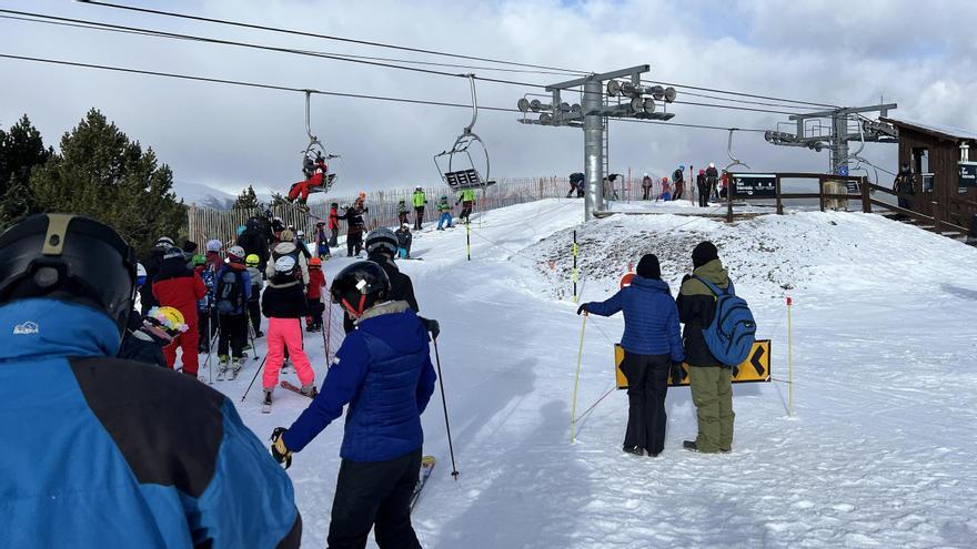 Les nevades deixen un bon registre d&#039;esquiadors a Boí i a Port Ainé durant el cap de setmana de carnaval