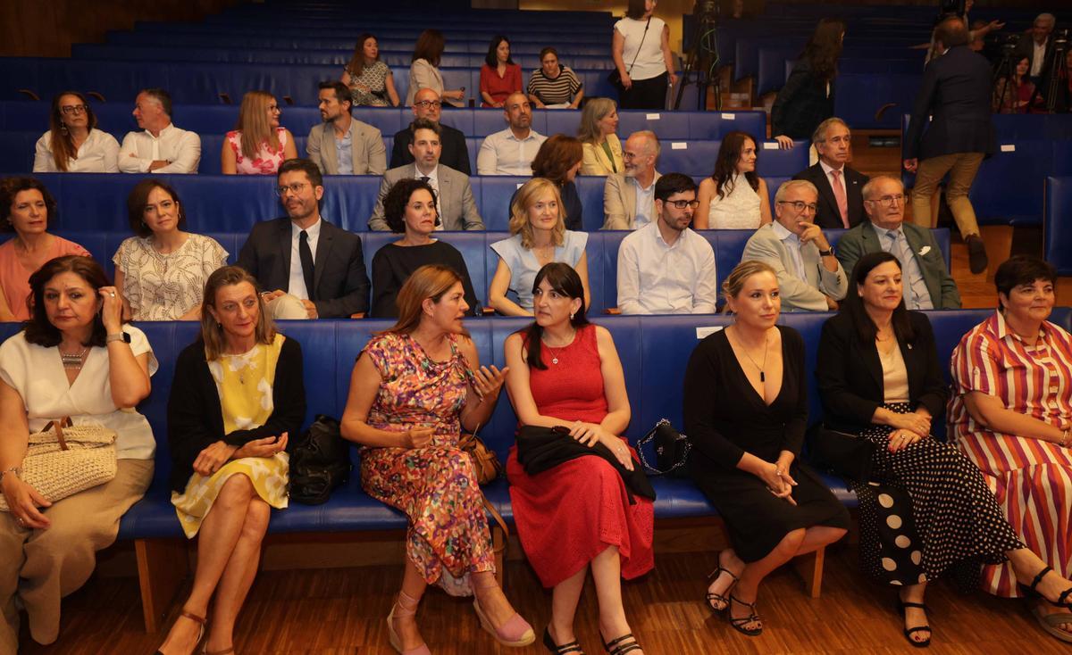 VIGO. ACTO DE 30 ANIVERSARIO DEL CONSELLO Y HOMEJA A SU PRESIDENTE. CUVI