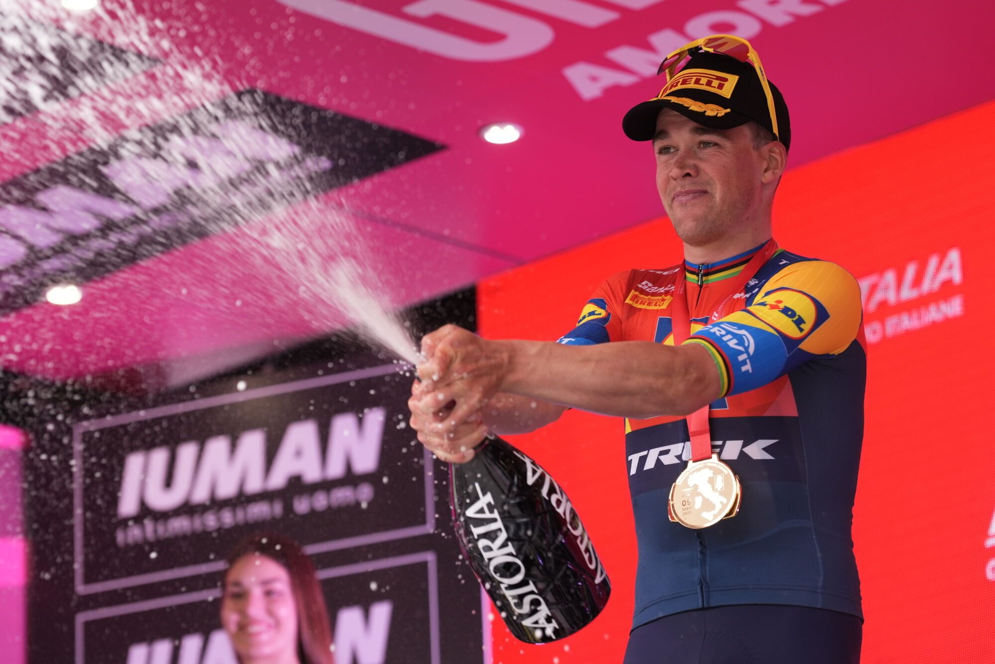 09 May 2025, Albania, Tirana: Danish cyclist Mads Pedersen of Lidl-Trek team celebrates on the podium after winning the first stage of the 108th Giro d'Italia cycling race, 160km from Durres to Tirana. Photo: Massimo Paolone/LaPresse via ZUMA Press/dpa Massimo Paolone/LaPresse via ZUM / DPA 09/05/2025 ONLY FOR USE IN SPAIN. Massimo Paolone/LaPresse via ZUM / DPA;sports;cycling;2025 Giro d'Italia - Stage 1;