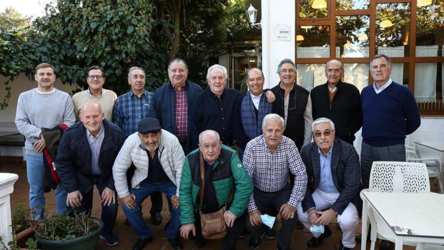 Reunión de jugadores de los 70 del Atlético Camocha