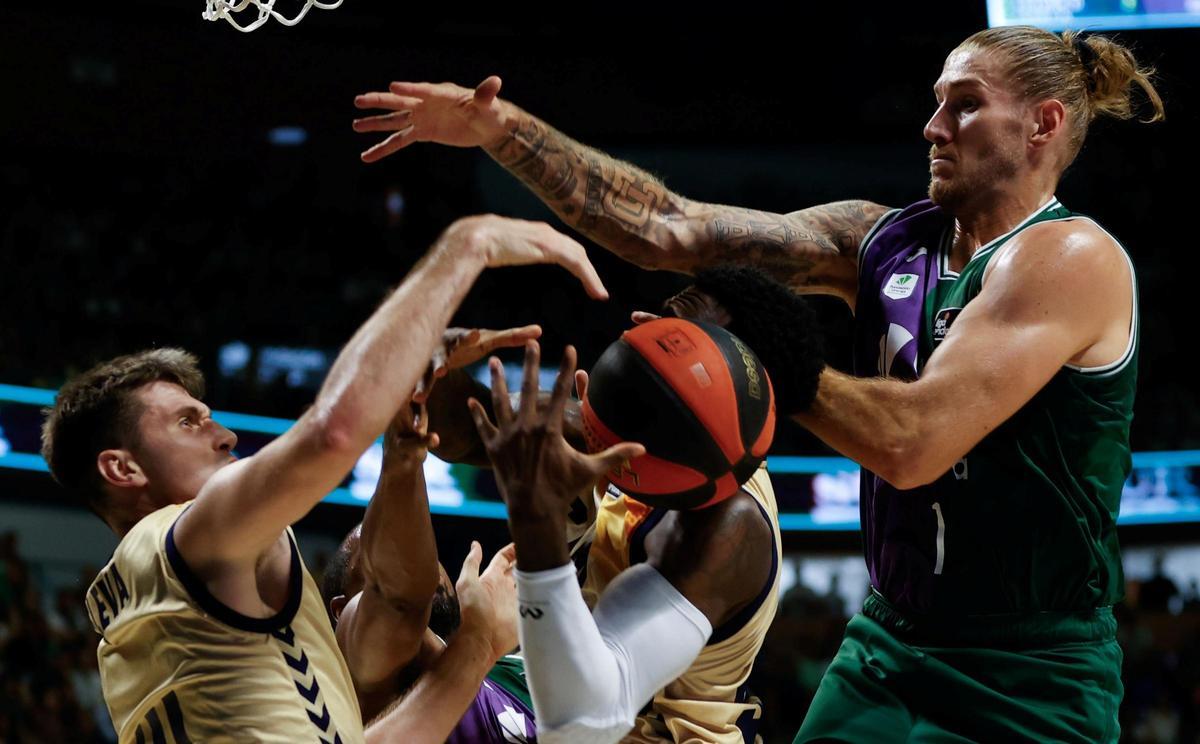 El duelo entre Unicaja y UCAM Murcia vivieron una autentica batalla toda la noche