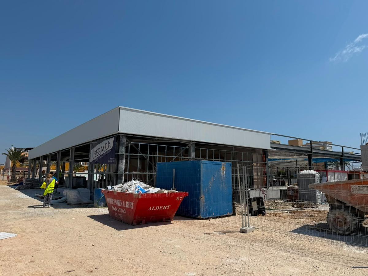 El supermercado de Arenales del Sol tendrá entre 5.000 y 6.000 referencias