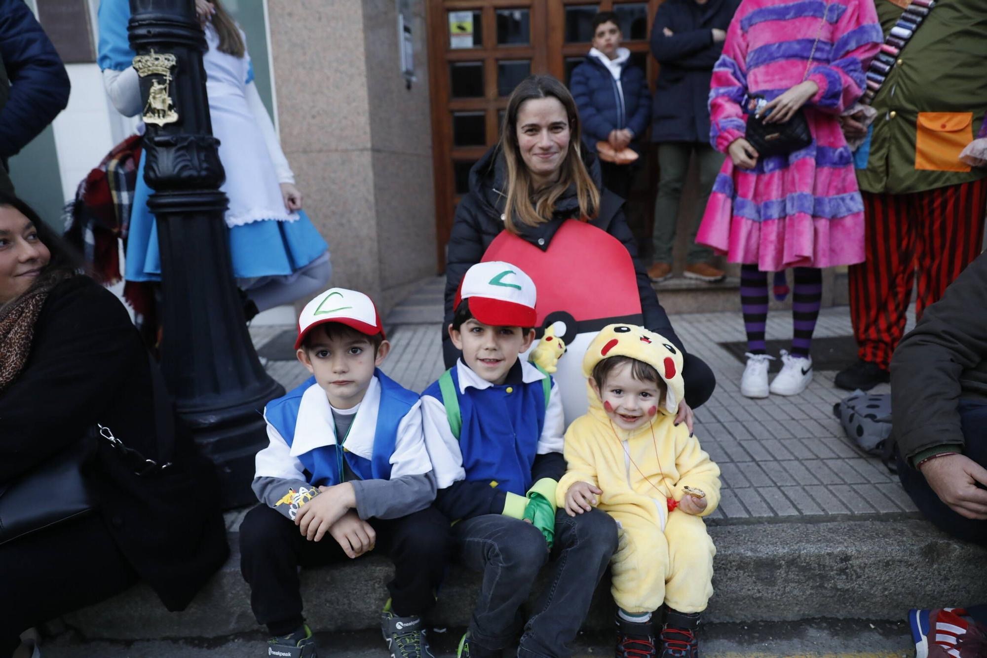 Así fue el multitudinario desfile del Antroxu de Gijón (en imágenes)