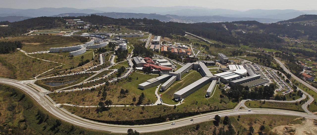 Vista aérea del campus de 
As Lagoas-Marcosende.
  | // RICARDO GROBAS