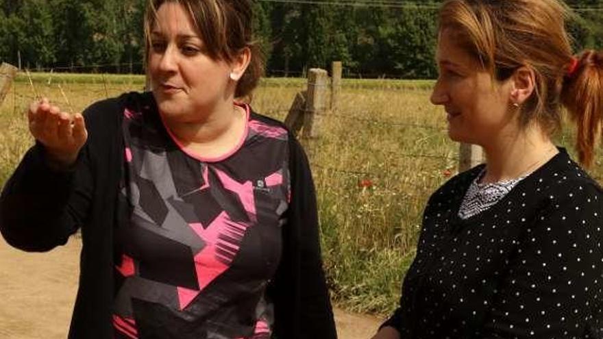 Anabel y Beatriz, dos madres que viven en la calle Garrido.