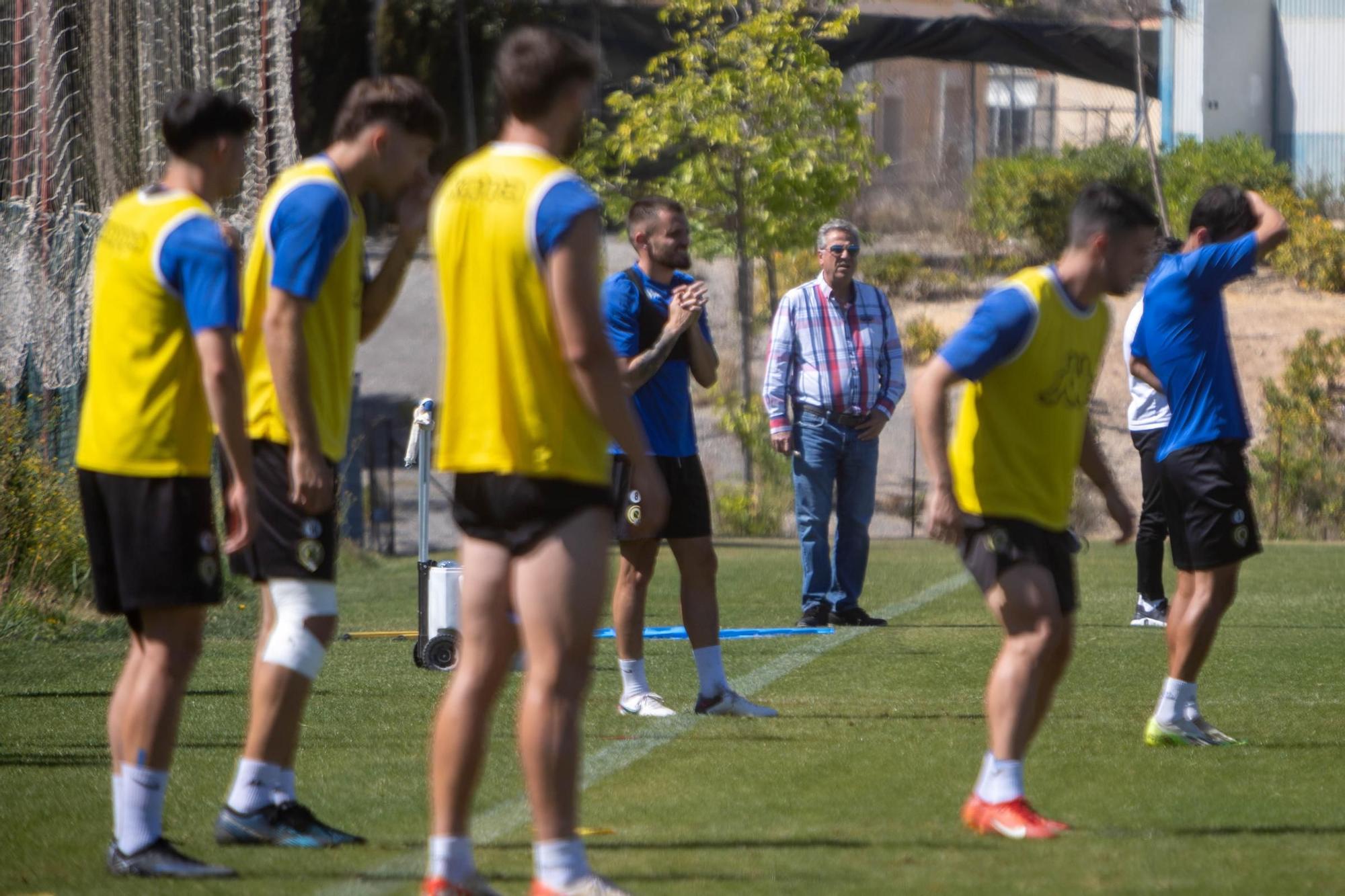 Último entrenamiento del Hércules antes de su decisivo partido por el ascenso