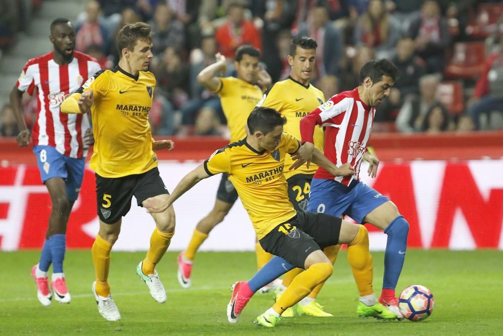 El partido entre el Sporting y el Málaga, en imágenes