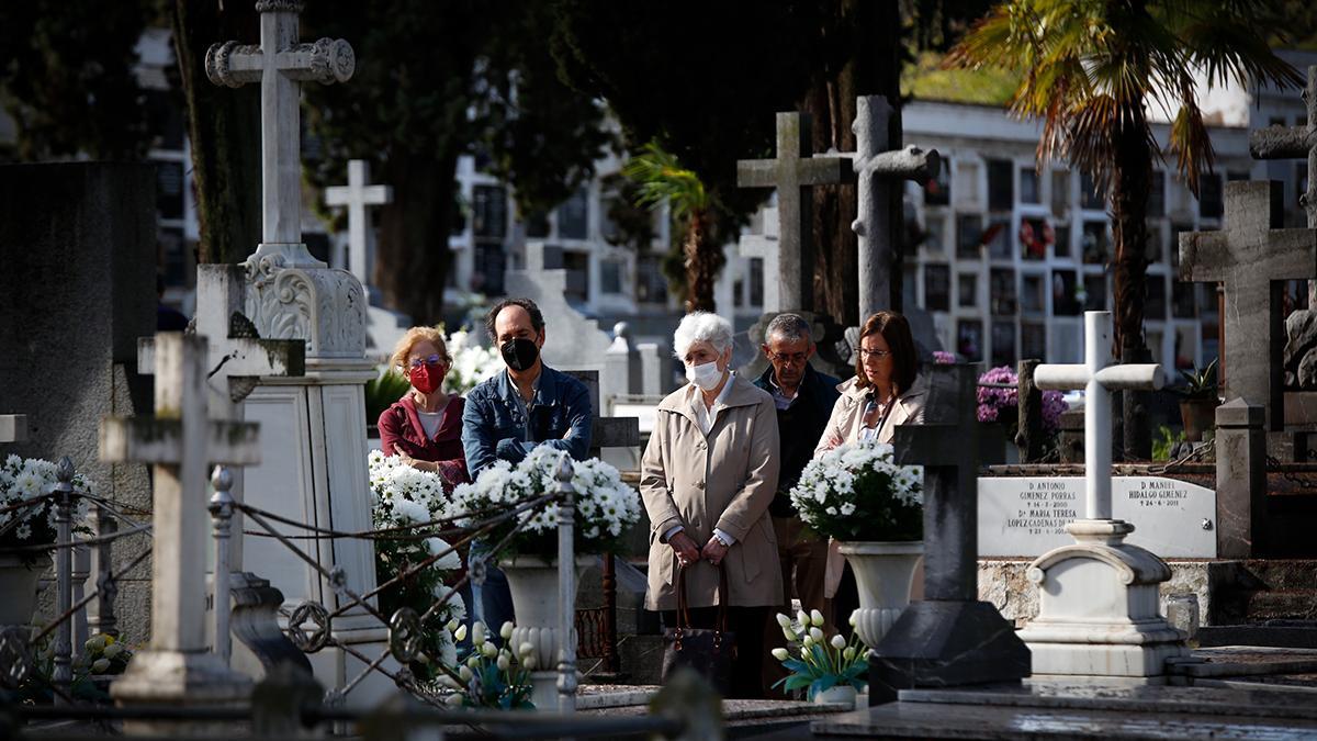 Día de Todos los Santos en los cementerios cordobeses