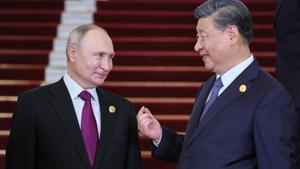 El presidente de Rusia, Vladimir Putin, y su homólogo chino, Xi Jinping