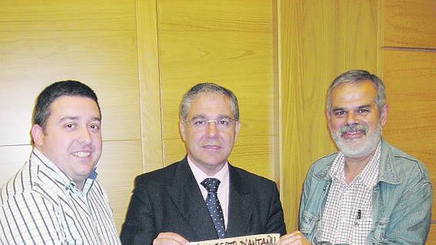 Celso Roces, José Antonio Noval y Carlos Sempere.