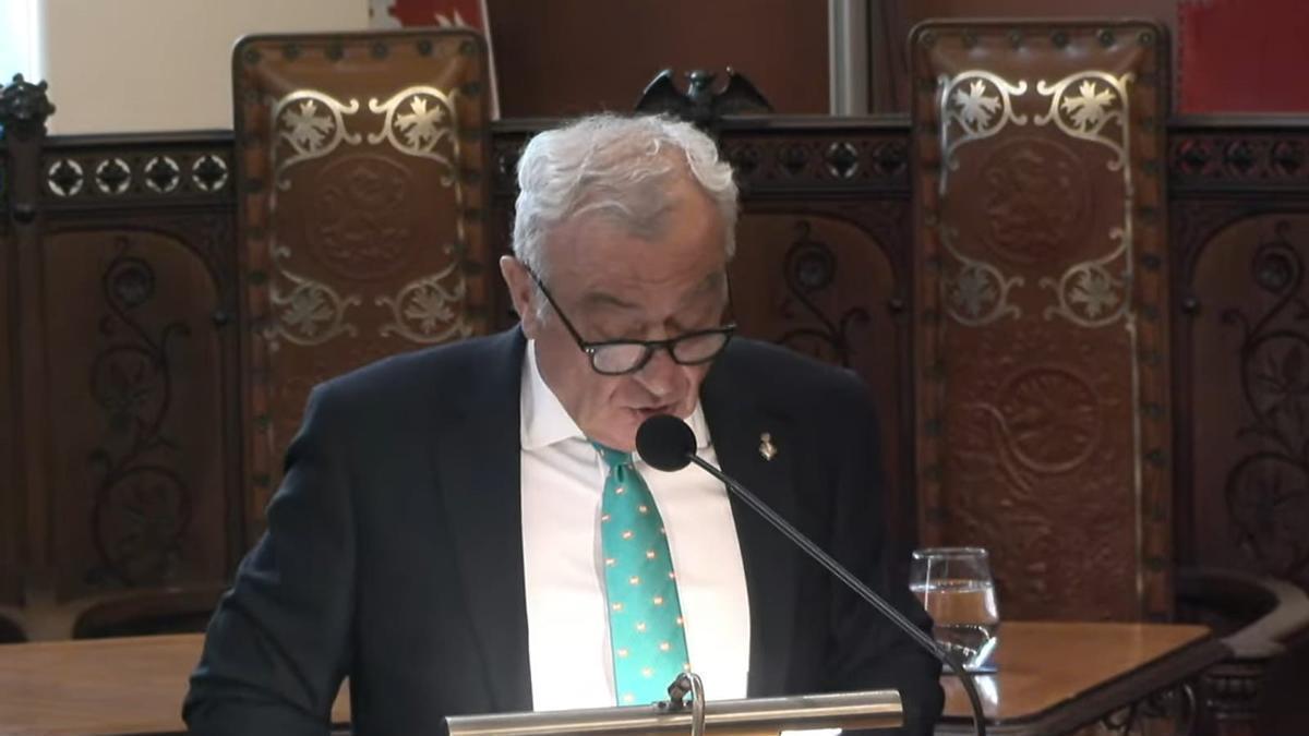 Fulgencio Coll interviene durante el debate del estado de la ciudad.