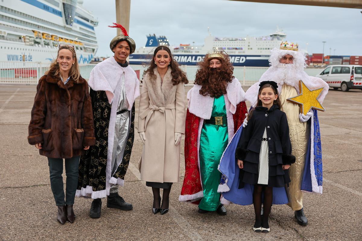 Los Reyes Magos llegan a València con las fallas de Malva-rosa-Cabanyal-Beteró