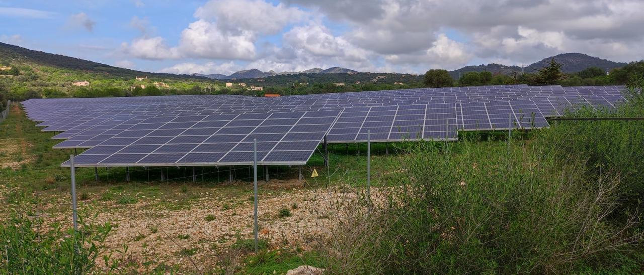 Instalación fotovoltaica en Son Carrió.
