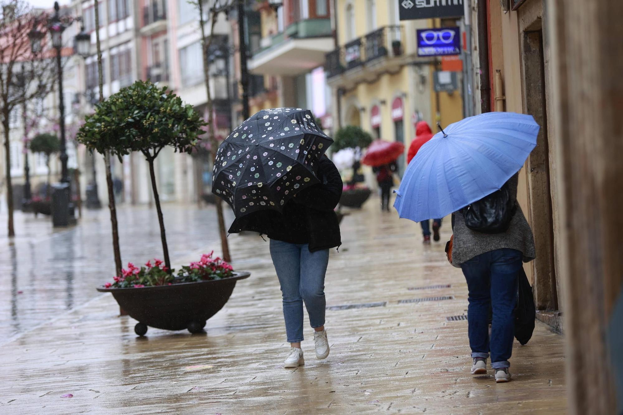 EN IMÁGENES: Los efectos del temporal en la comarca de Avilés