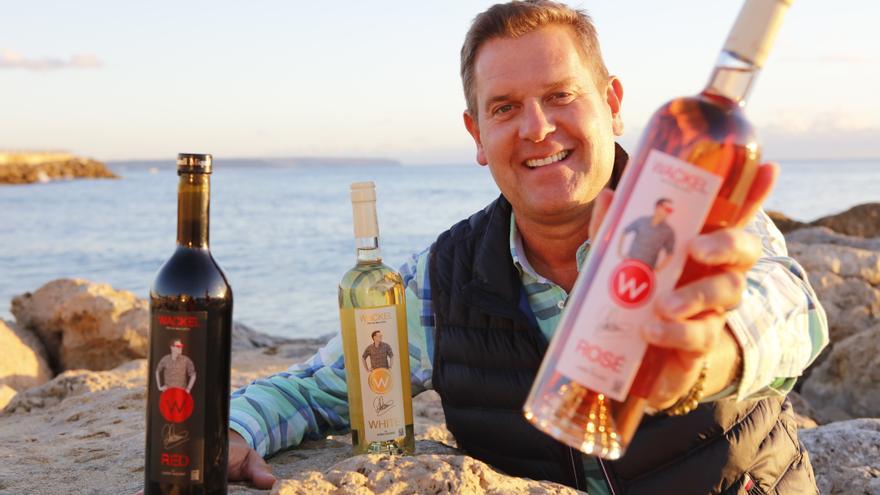 Ballermann-Sänger Peter Wackel: „Gerade an der Playa läuft der Wein richtig gut&quot;